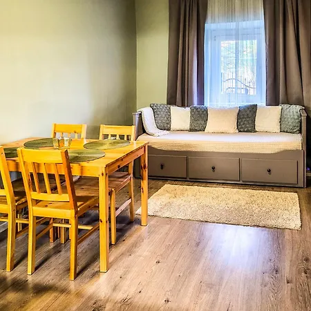 Mi Casa - *