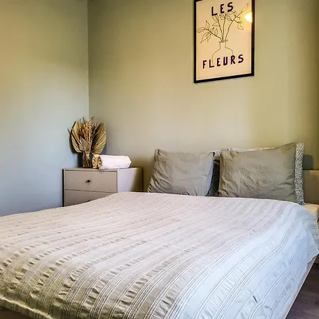 アパート Mi Casa Vendeghaz - *